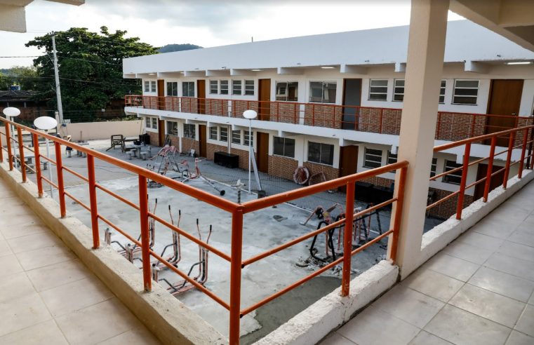 Cláudio Castro inaugura Condomínio Familiar Nova História, em Guapimirim