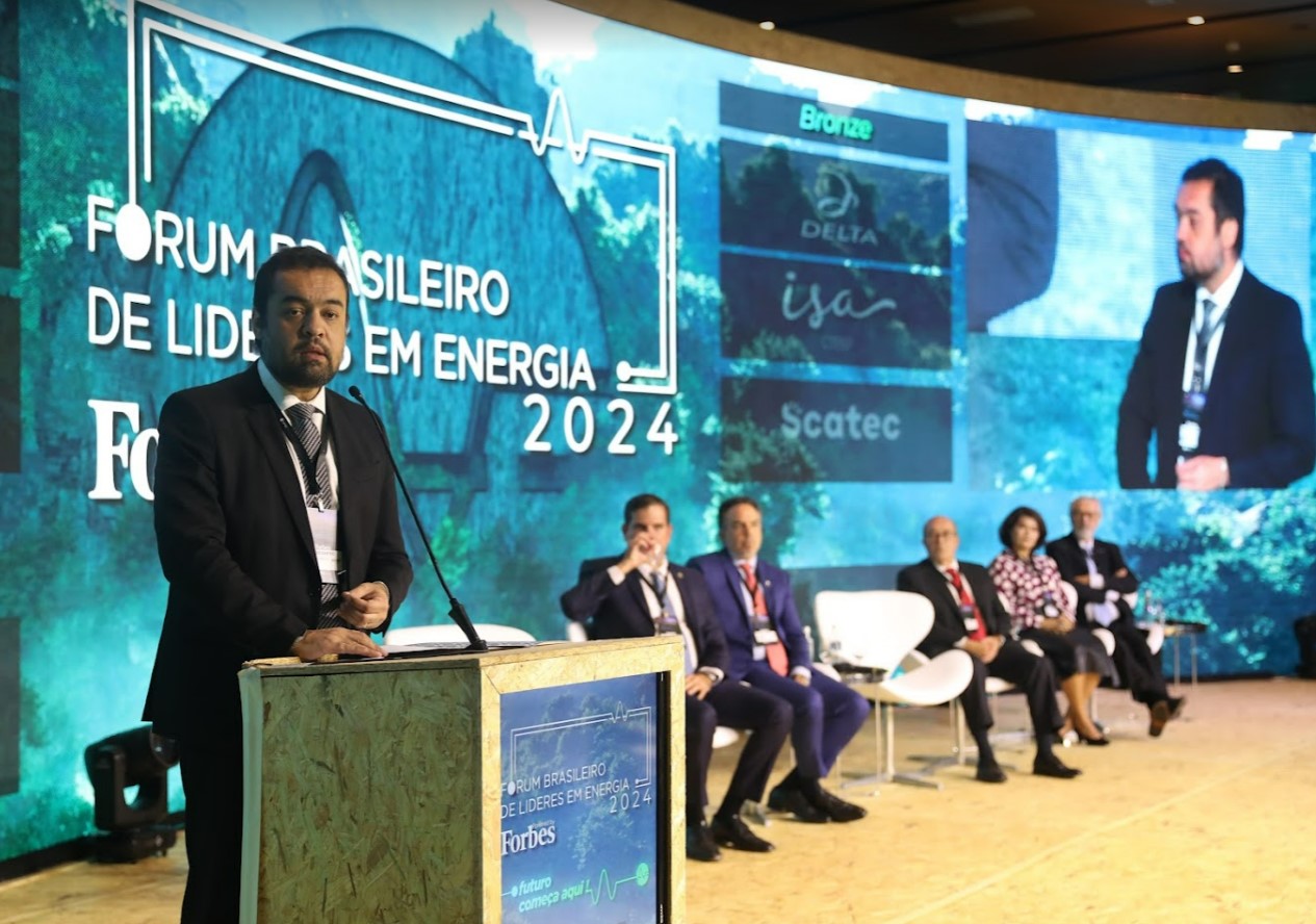 Cláudio Castro destaca criação da Política Estadual de Transição do Estado durante abertura do Fórum Brasileiro de Líderes em Energia