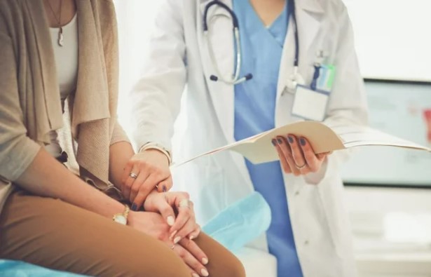 Farmacêutica lança primeiro medicamento genérico do país para tratamento de Leucemia Mieloide Crônica