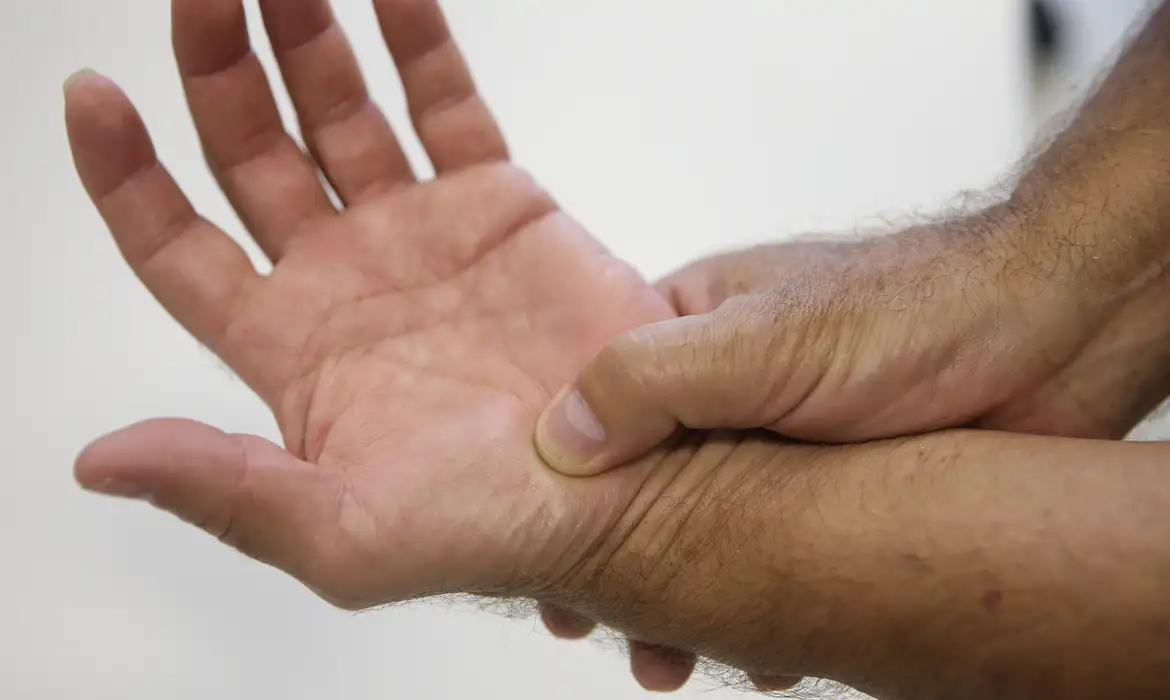 Aprovada Lei que equipara direitos das pessoas com fibromialgia aos PCD´s em Petrópolis