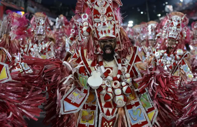 Mudanças nos desfiles das escolas de samba do Rio divide opiniões