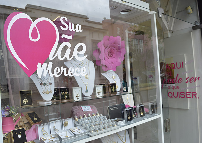 Comércio petropolitano tem boas expectativas para dia das mães