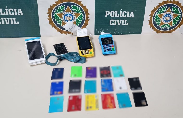 Polícia Civil prende ambulante acusado de aplicar golpe em turistas na Lapa