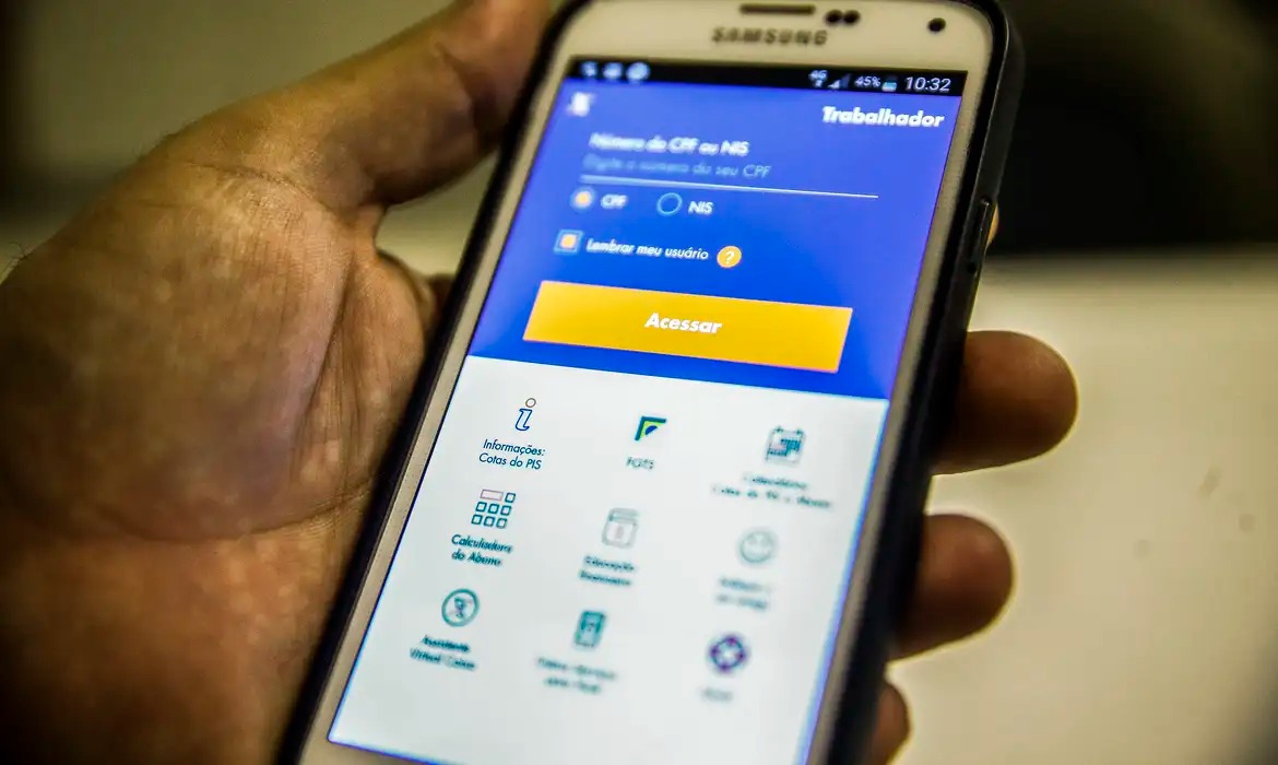 Mais de 10 mil petropolitanos realizaram o saque calamidade após chuvas