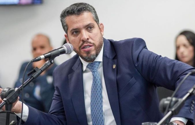TRE condena Rodrigo Amorim por violência política de gênero