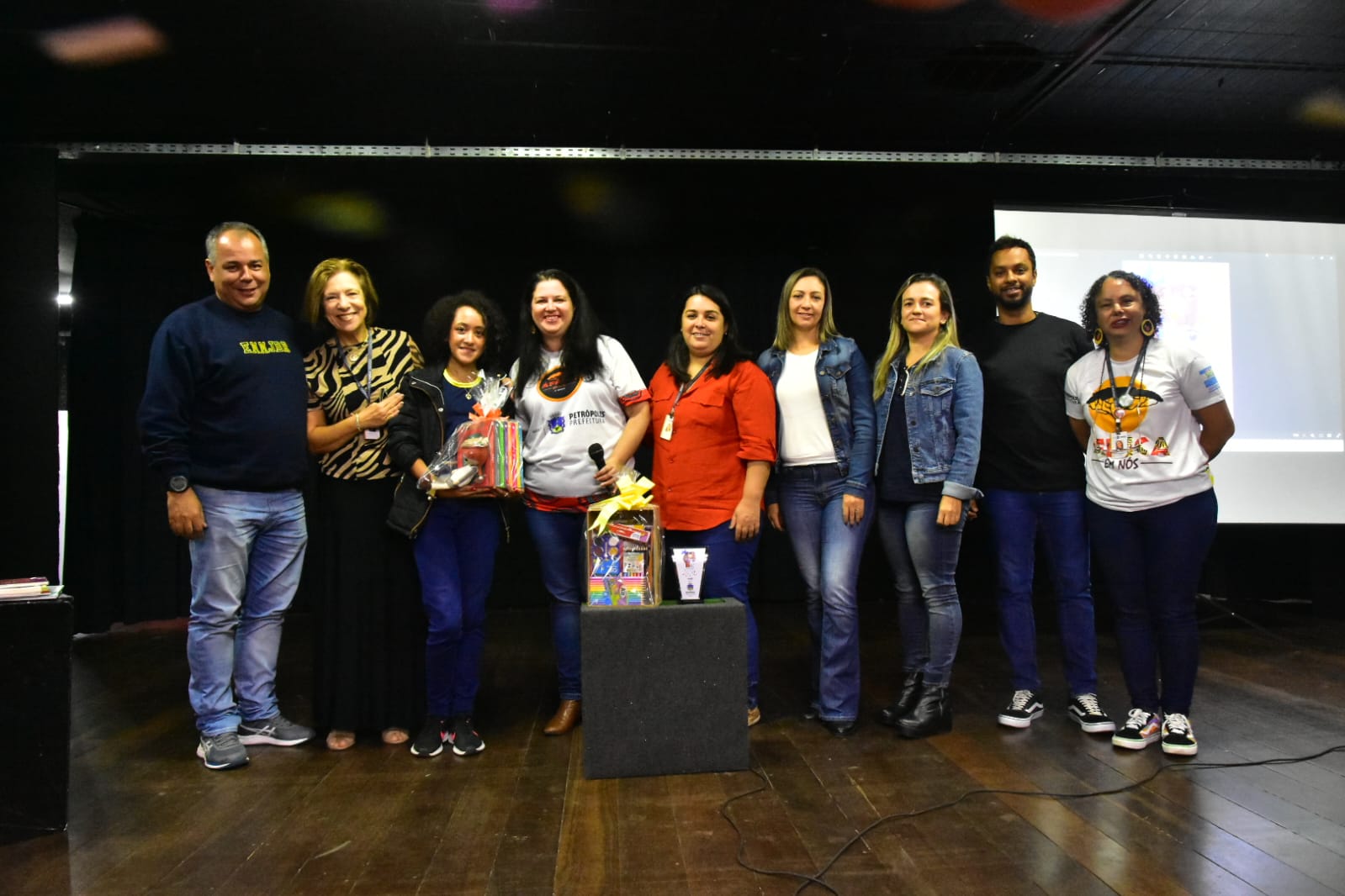 Tecendo Aquilombamentos: escolas da rede municipal apresentam boas práticas antirracistas