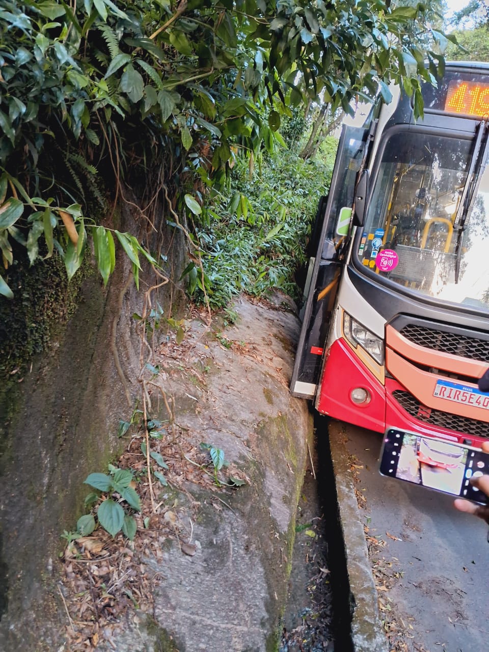 CPTrans ineficiente: 38% da frota de ônibus já não poderia operar em Petrópolis