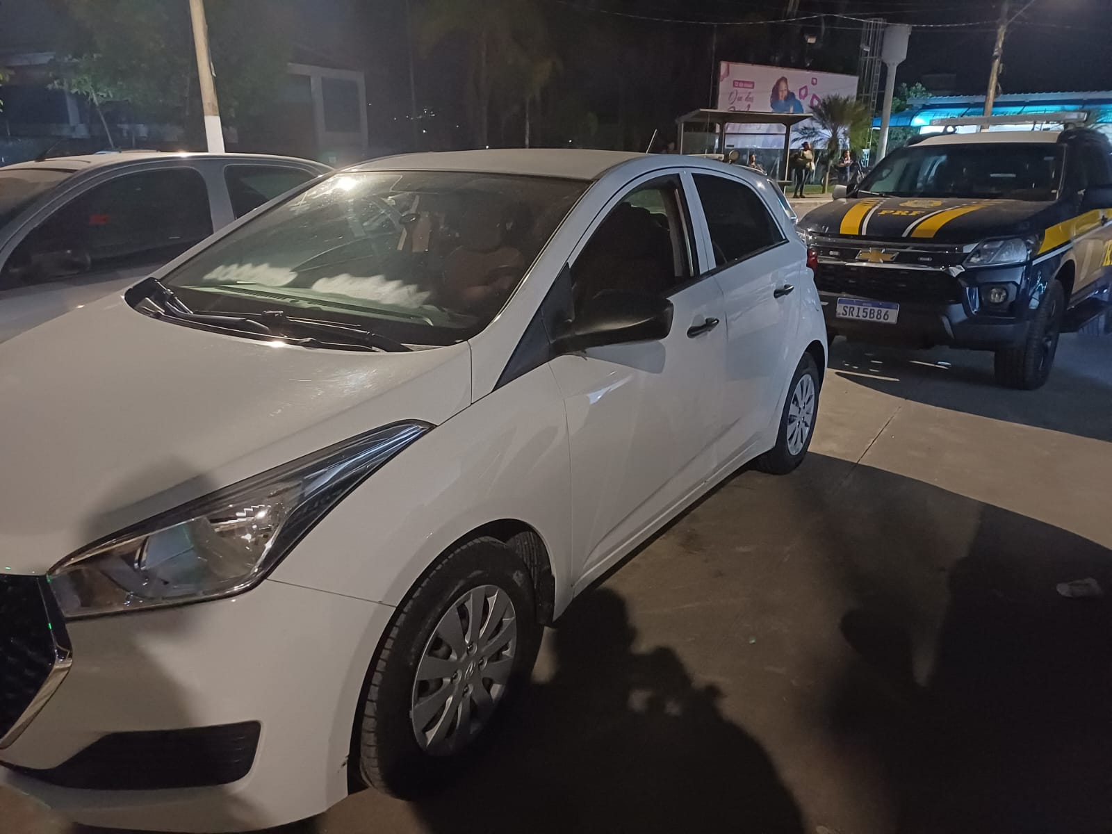 PRF intercepta veículo clonado em Barra Mansa