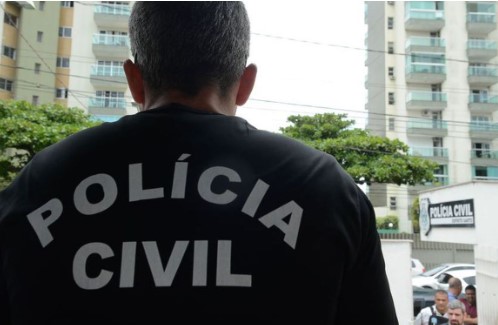 Polícia procura ladrões de computadores