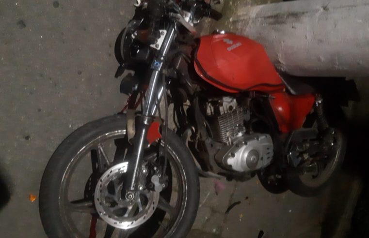 Motociclista morre após colidir contra poste no Alto da Serra