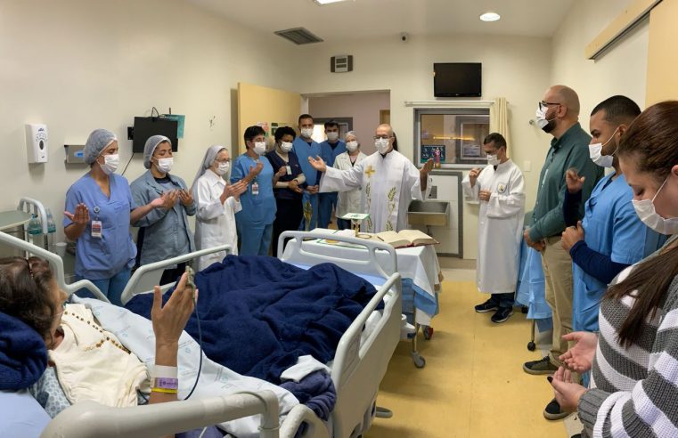 Após pedido paciente do HST, em Petrópolis, recebe 1ª Eucaristia e crisma na unidade de saúde