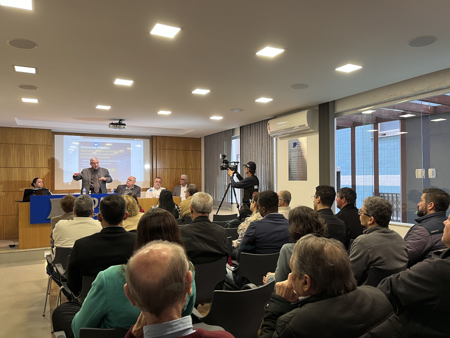 Segurança pública em Petrópolis é debatida pela Câmara de Dirigentes Lojistas