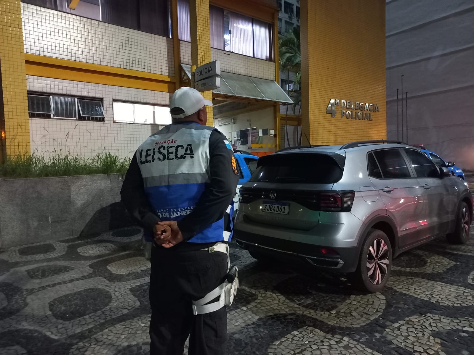 Operação Lei Seca prende suspeitos por associação criminosa, porte ilegal de arma de fogo de uso restrito e corrupção de menores