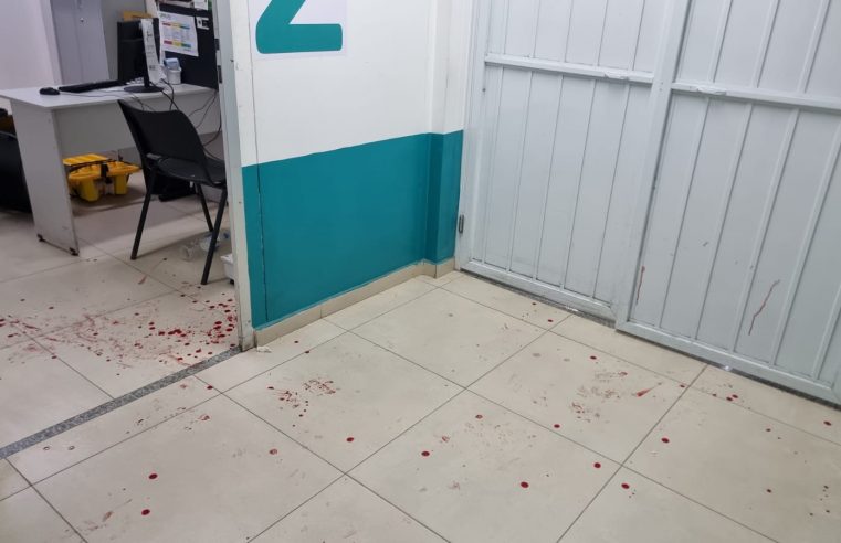 Desentendimento resulta em disparos de arma de fogo na UPA, em Três Rios