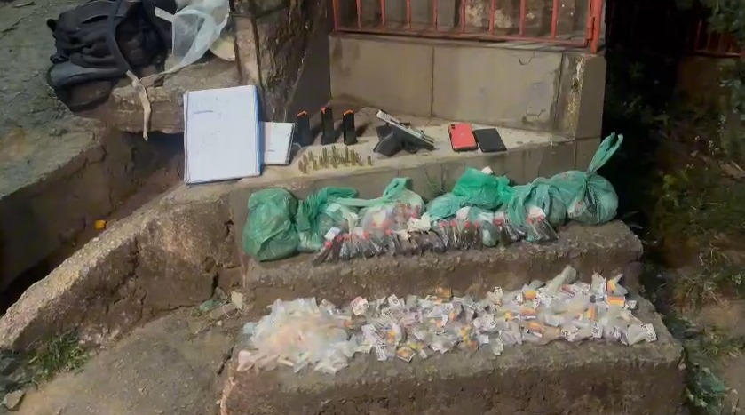 Três pessoas são presas em operação da polícia militar na Comunidade do Alemão