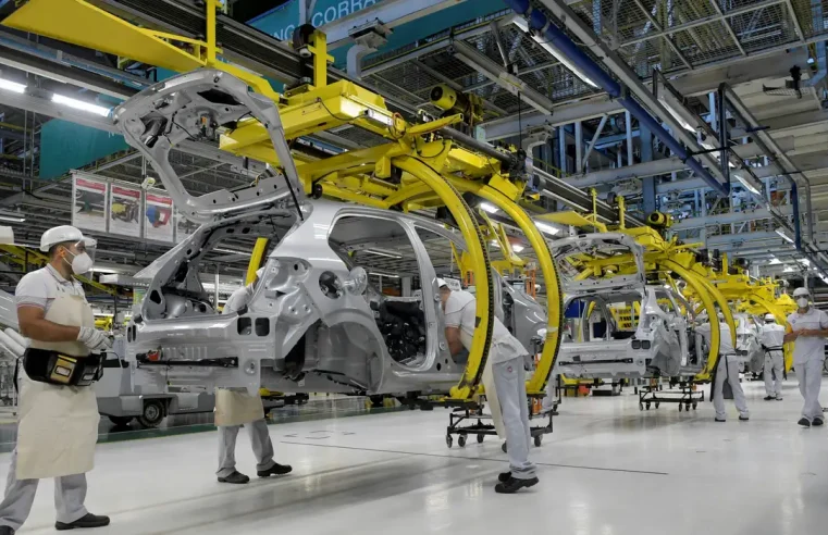 Produção de veículos registra queda de 26,8% em maio 