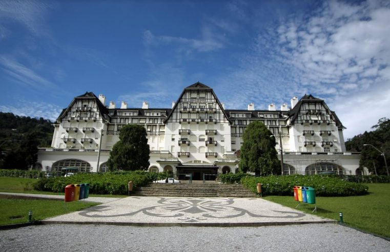 Feriado prolongado e queda de temperatura antecipam alta temporada em Petrópolis