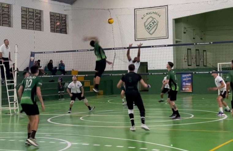 Sete equipes disputam título do Municipal de Vôlei Masculino