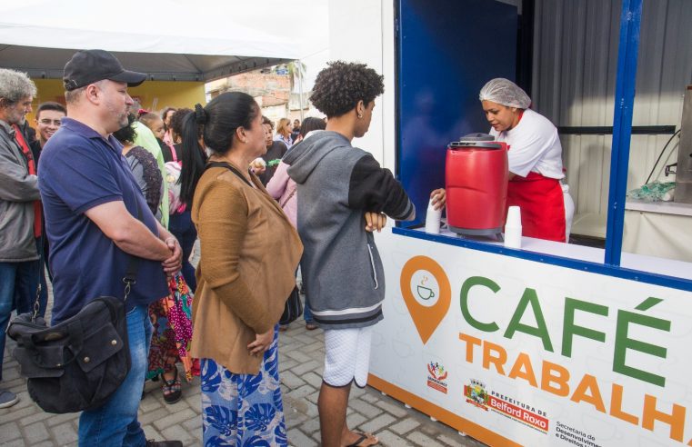Programa Café do Trabalhador completa dois anos e soma mais de cinco milhões de kits distribuídos