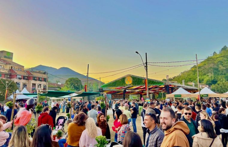 Celebração à cultura germânica retorna em setembro com nova edição da Oktoberfest Petrópolis