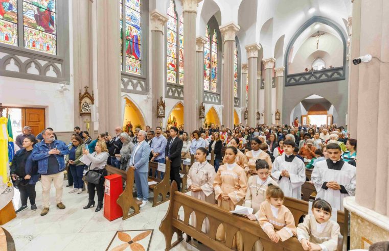 Teresópolis 133 anos: Missa pelo Aniversário da Cidade é celebrada pelo Bispo Dom Joel na Matriz de Santa Teresa