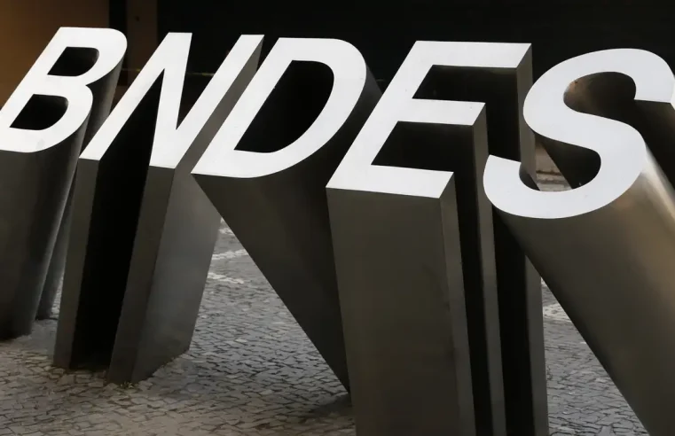 BNDES financiará complexo solar na Bahia para abastecer refinaria