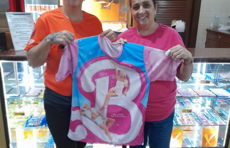 Rede Cinemaxx fortalece parceria com a APPO ao doar camisas do filme “Barbie” para arrecadação de fundos