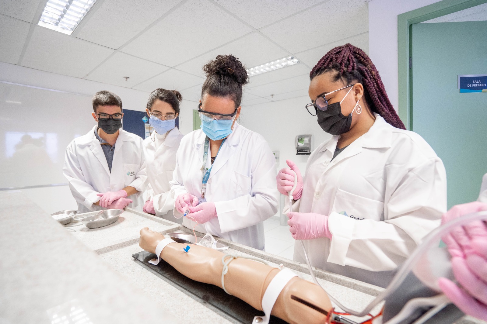 Cursos técnicos de Nível Médio aceleram a carreira profissional de alunos no país