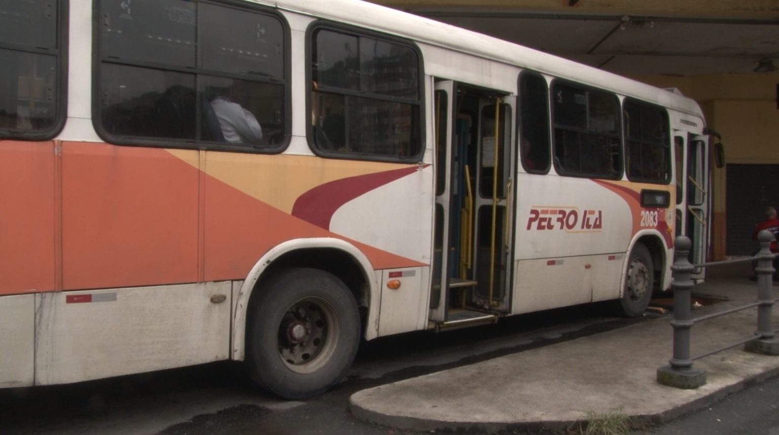 Trabalhadores rodoviários ameaçam paralisação da Petro Ita por salários atrasados