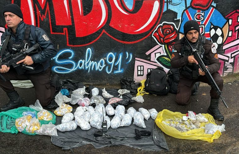 Apreensão de drogas no Morro da Cocada gera prejuízo de R$ 32 mil ao tráfico