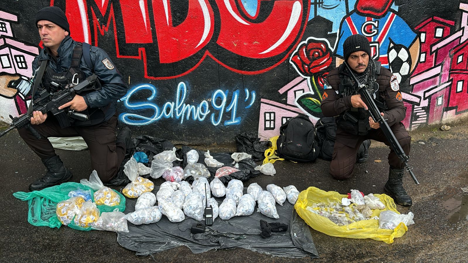 Apreensão de drogas no Morro da Cocada gera prejuízo de R$ 32 mil ao tráfico