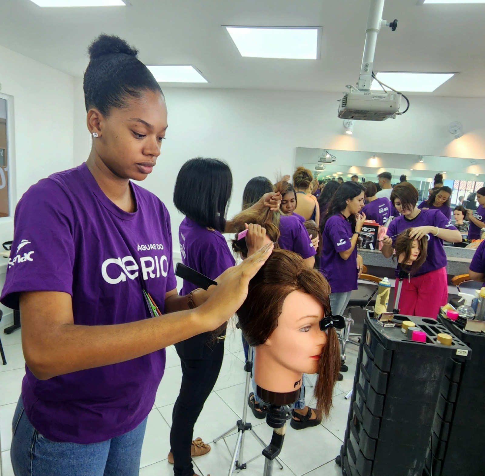 Águas do Rio e Senac RJ oferecem cursos para pessoas em situação de vulnerabilidade social