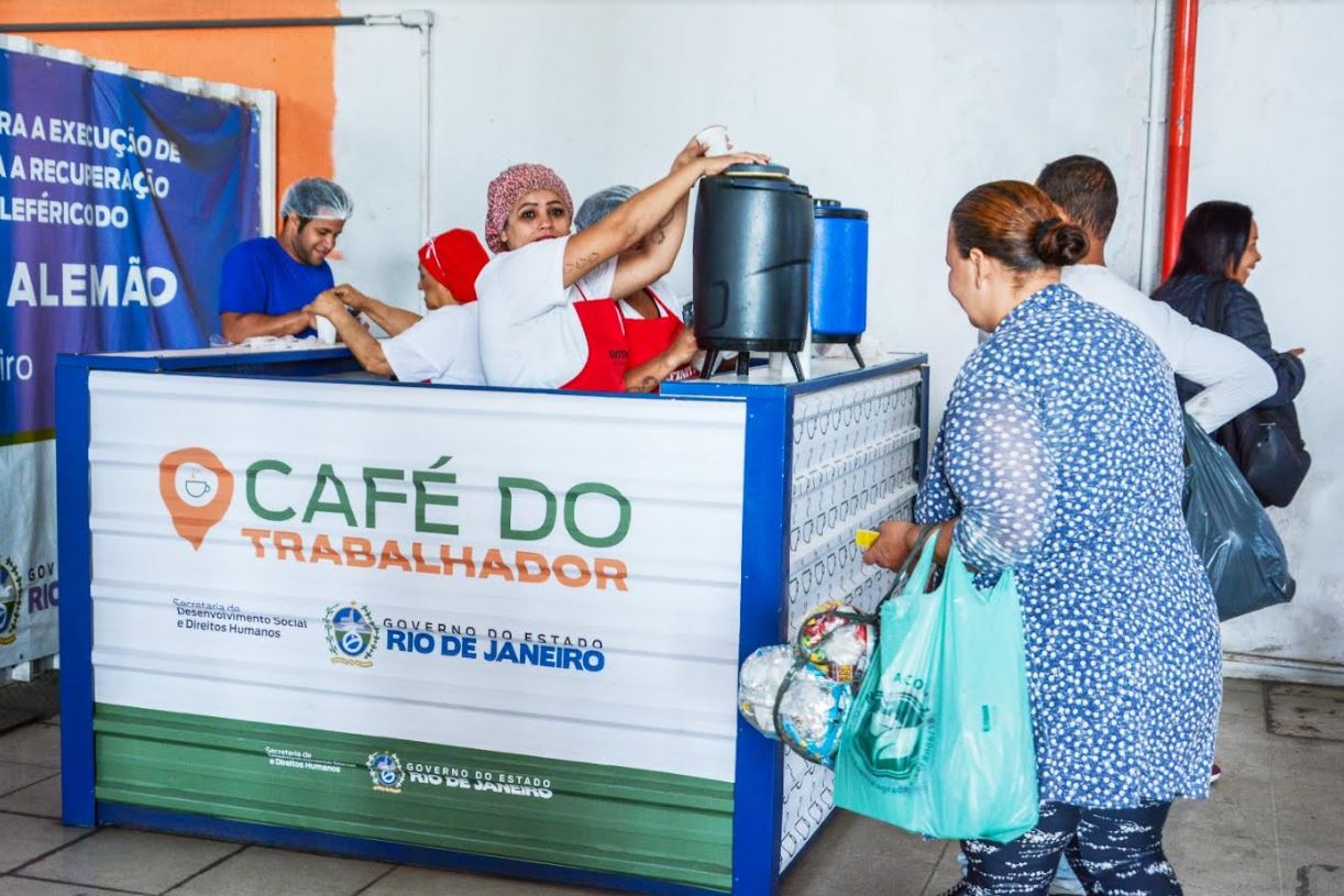 Governo do Estado inaugura Café do Trabalhador em duas estações de trem da Zona Norte do Rio