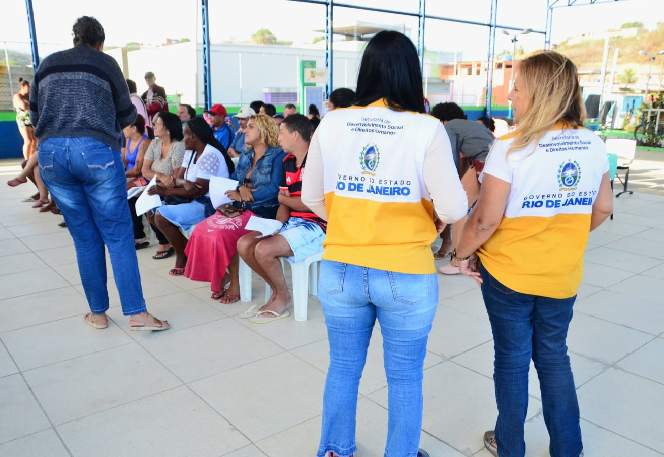 Governo do Estado já beneficiou mais de 43 mil famílias com o Cartão Recomeçar