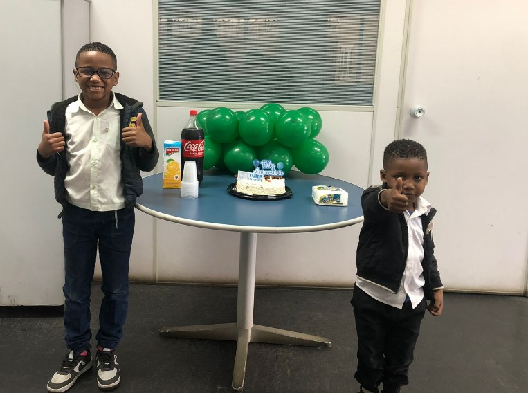 Criança escolhe, pela segunda vez, comemorar aniversário na Turp Transporte