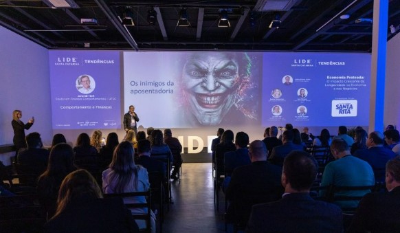 Fórum debate tendências, desafios e oportunidades das Vendas por Influência