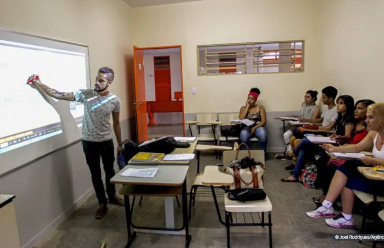 Pé-de-Meia: pagamento a novos beneficiários começa nesta segunda