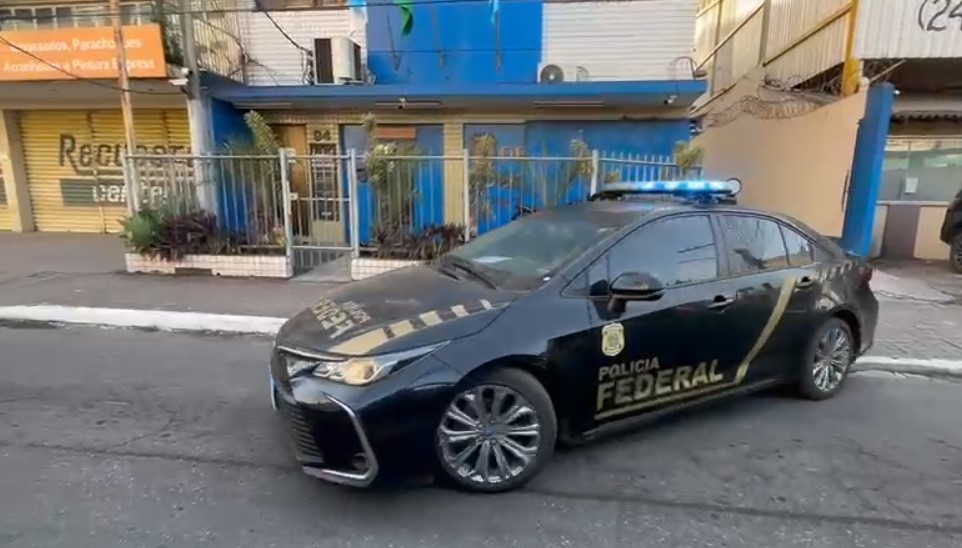 PF prende ex-diretor de serviços da Petrobras, em Volta Redonda