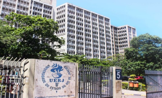 Alunos e servidores da Uerj entram em conflito