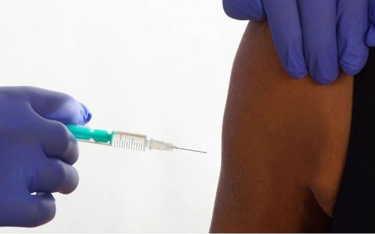Com 709 casos de mpox, Ministério da Saúde convoca reunião