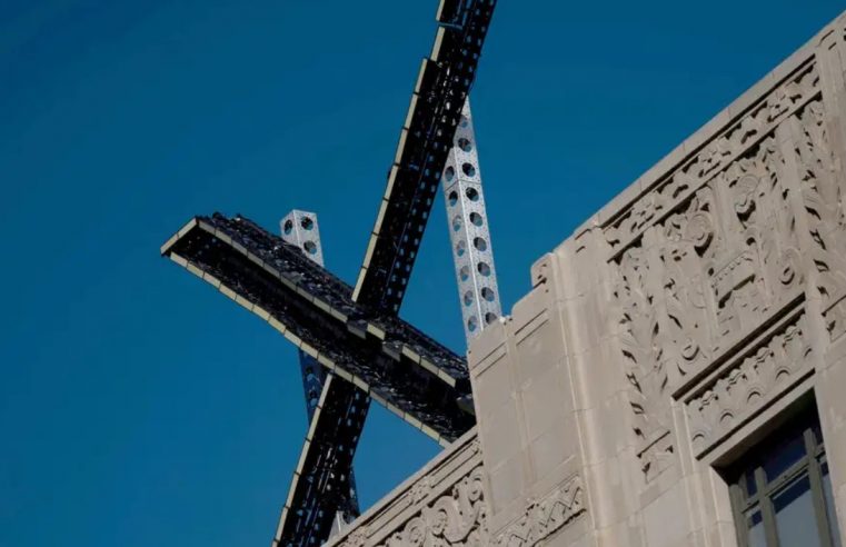 Rede social X fecha sede no Brasil e acusa Moraes de ameaça