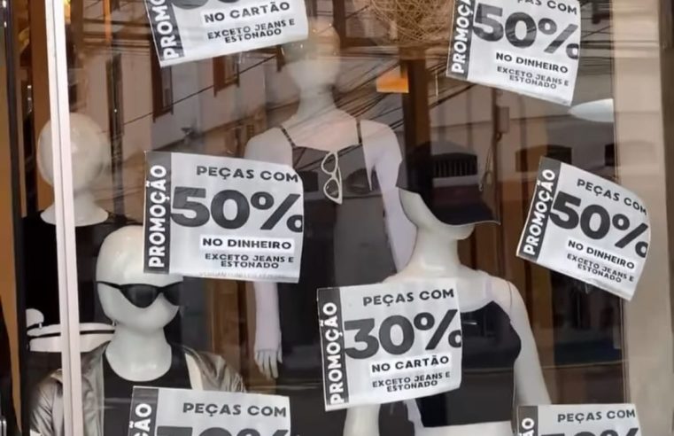 Semana do cliente com ofertas na Rua Teresa
