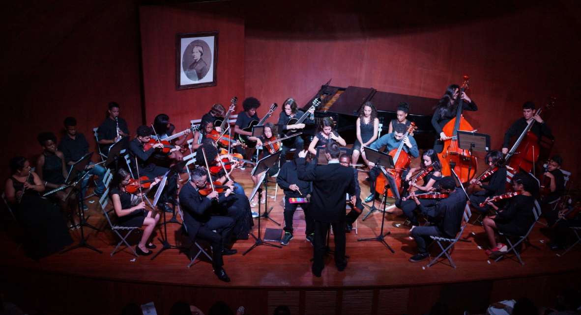 Orquestra de Câmara do Palácio Itaboraí fará apresentação gratuita em Petrópolis nesta sexta
