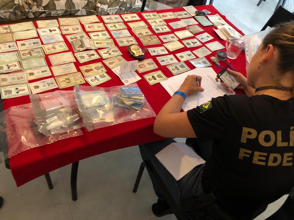Operação da Polícia Federal atua no Rio de Janeiro, na Região dos Lagos e na Baixada Fluminense