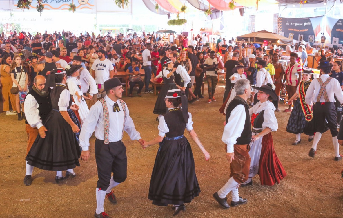 Oktoberfest Petrópolis retorna com novidades e programação diversificada para o segundo fim de semana