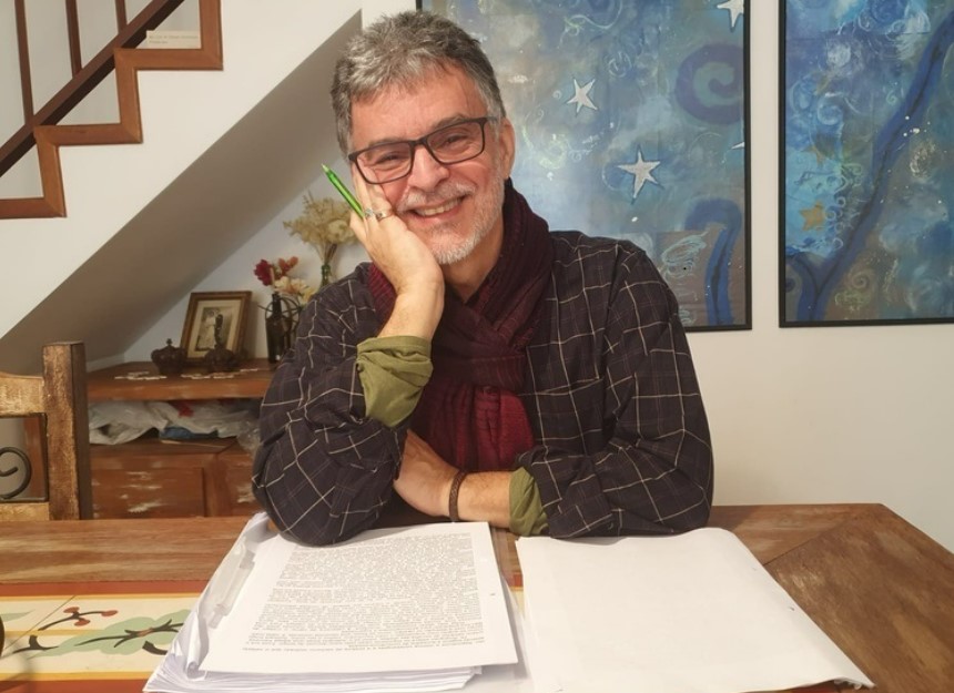 Novo livro do escritor petropolitano Denilson de Araújo será lançado neste sábado (28), na Livraria Nobel