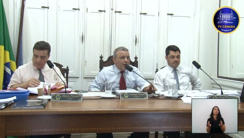 Câmara de Petrópolis aprova texto base da LDO 2025