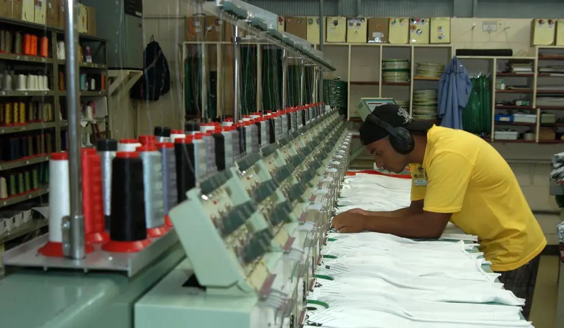 Mercado de trabalho impulsiona crescimento do PIB, diz Fiesp