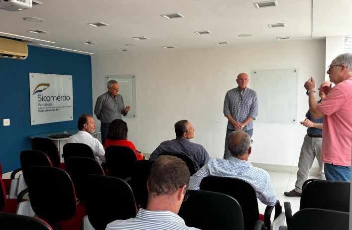 Sicomércio debate inclusão de propostas no edital da BR-040