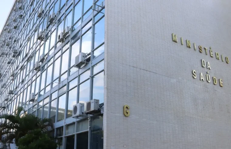 Saúde quer imunizar 28 milhões de animais contra raiva em todo o país